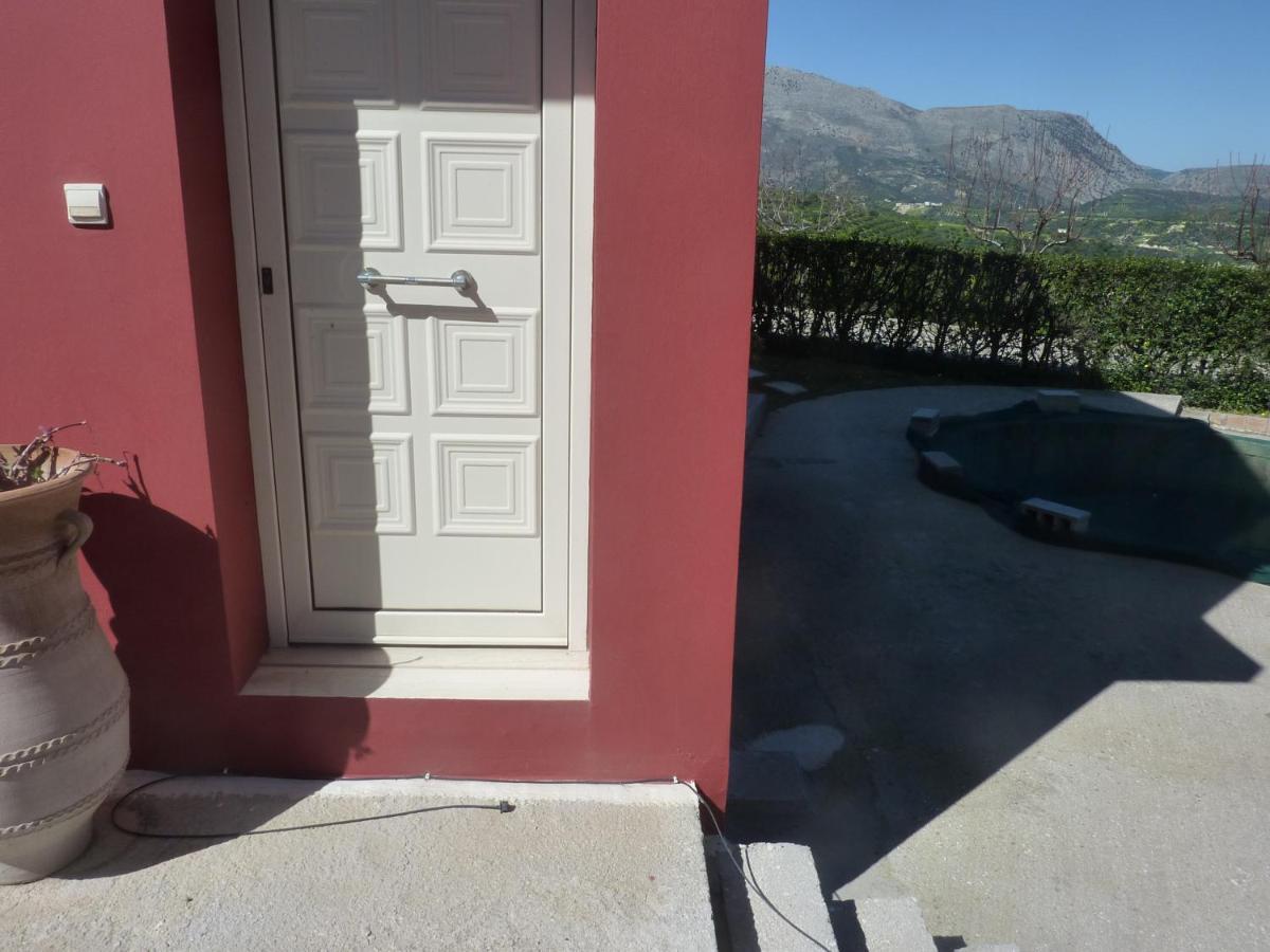 Entire Independent Maisonette Near Heraklion Pottery Classes Petrokefalo Ngoại thất bức ảnh